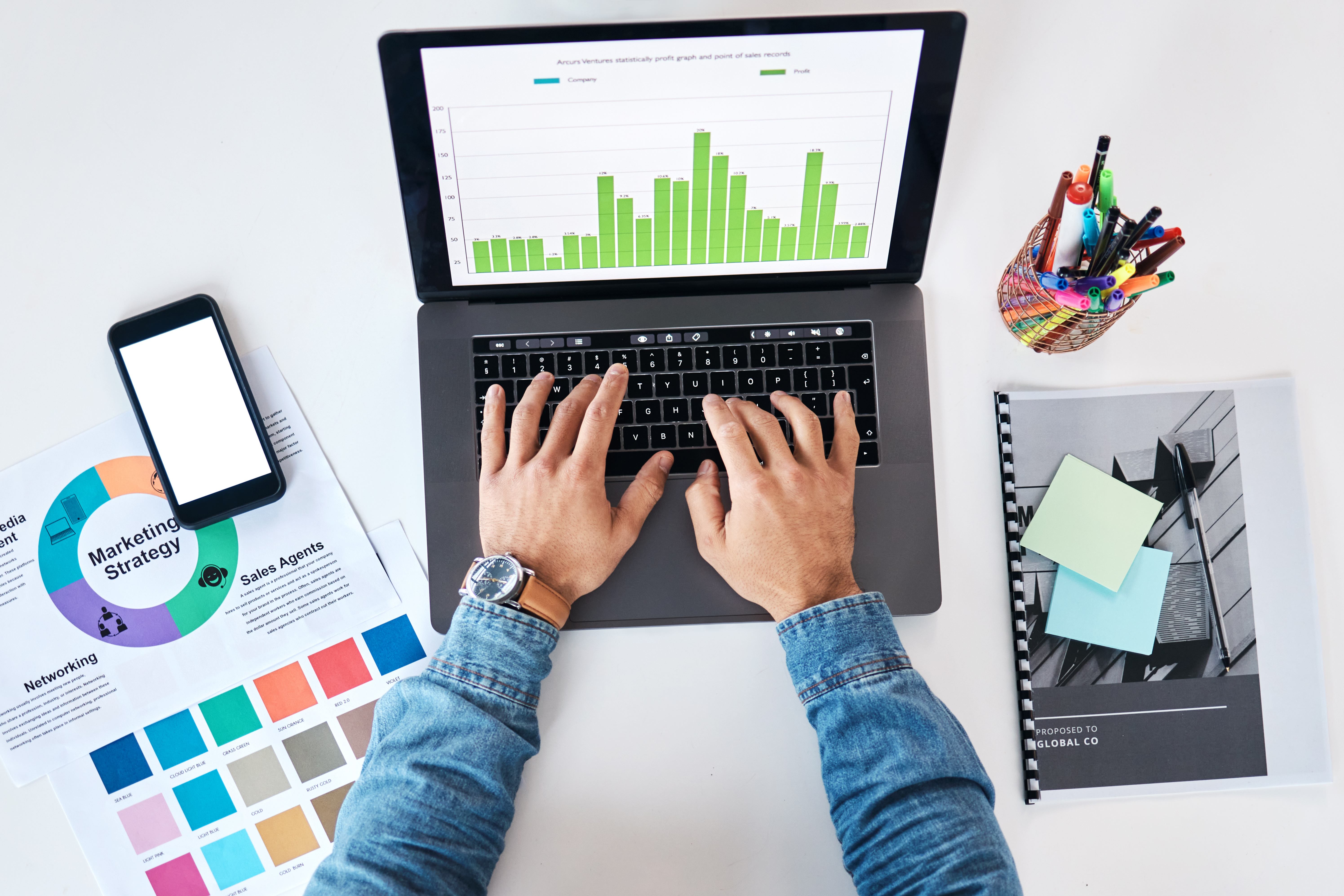 laptop-statistics-and-person-working-on-market-re-2025-04-06-12-51-24-utc.jpg